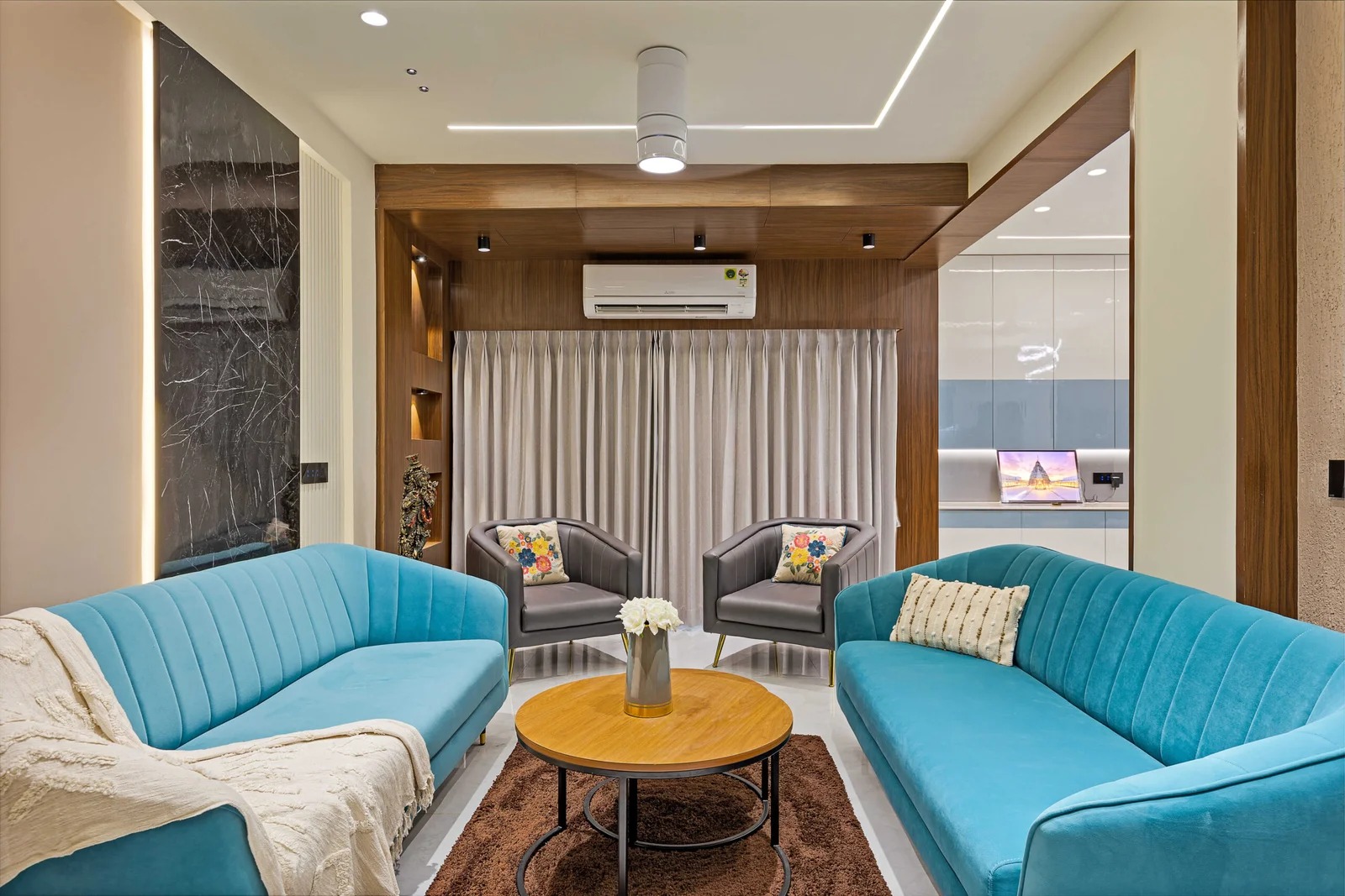Aqua Sofa Living